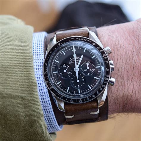 omega speedmaster bund strap|Omega Speedmaster with leather strap.